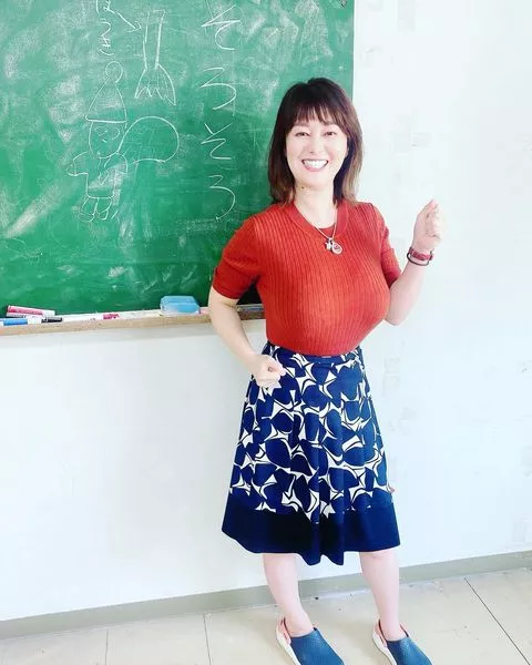 Real Japanese School Teacher SUPER Can't Hide posted by US_Grant