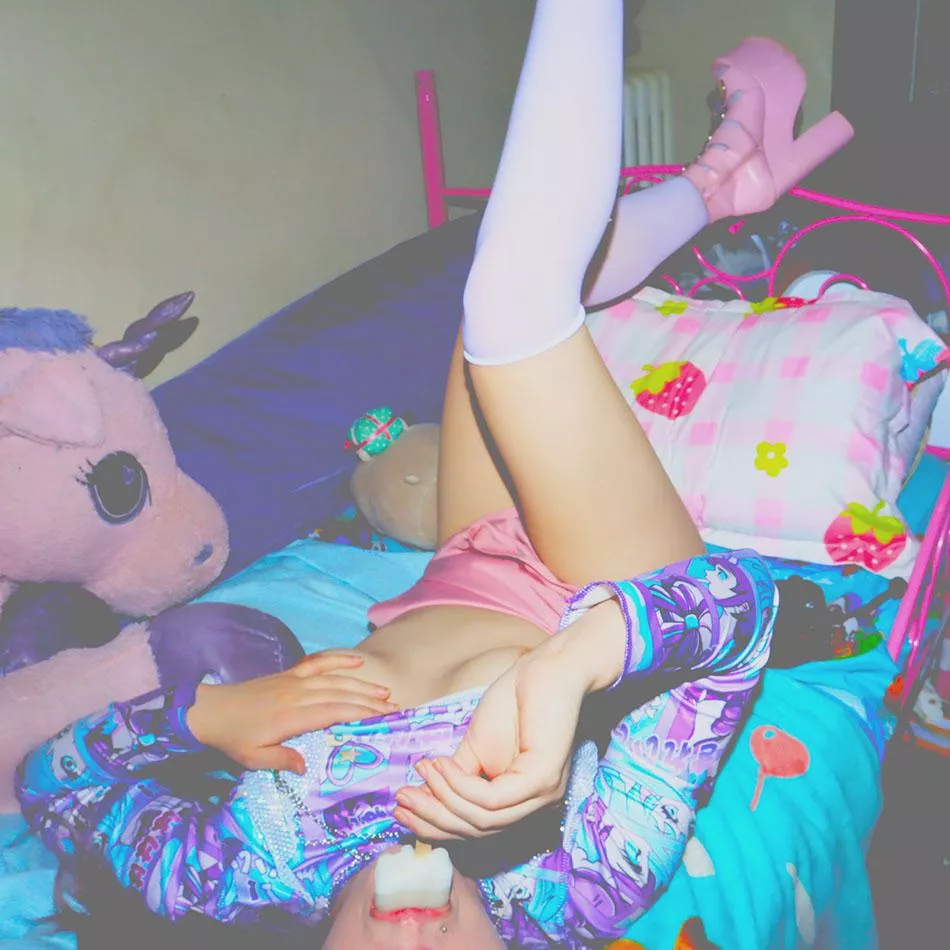 Real Life Fantasy posted by momoko-png