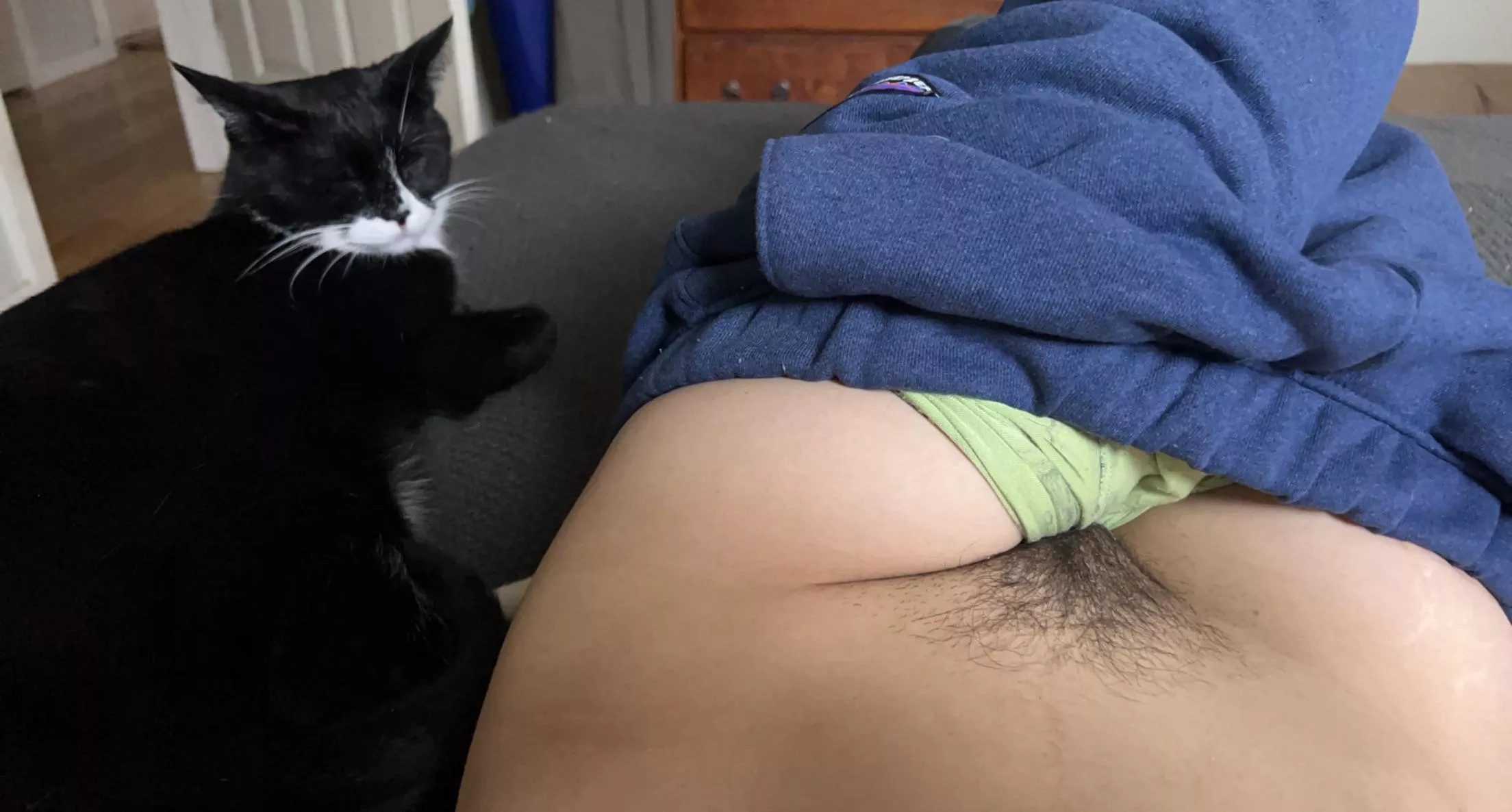 Real women are hairy. PERIOD posted by olivialetter