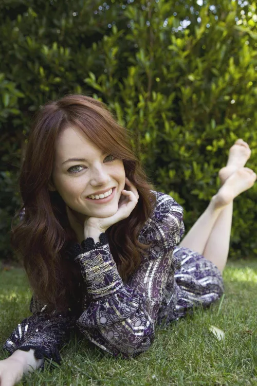 Really been craving Emma Stone lately, would love to get milked to her before bed by Pillow_rocky