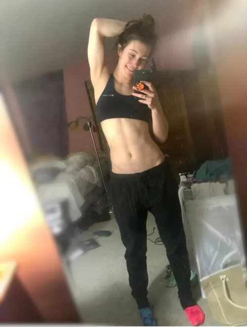 Really digging my tomboy vibe in this pic by TheAveryOConnor