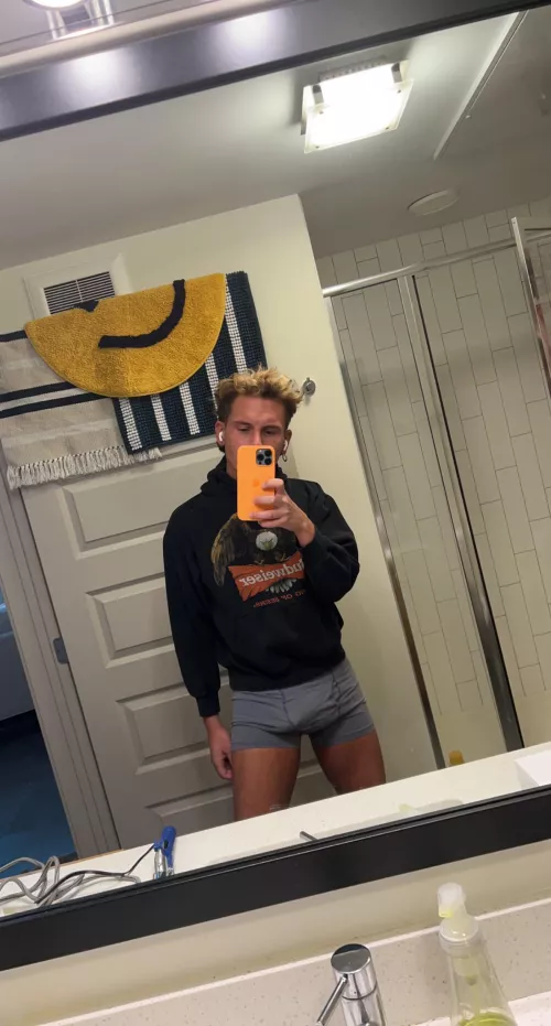 really rough day 🥲 cheer me up? by sksknani