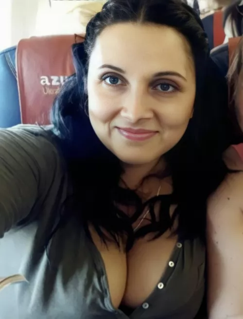 Really want to humiliate me? 100 upvotes and I'll be forced to upload pics of my mom in her bikini. by Recent-Rice9157