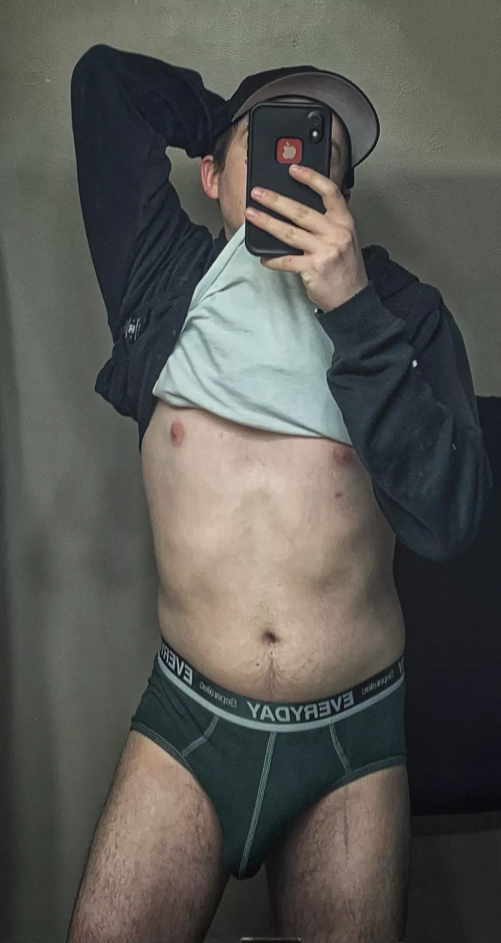 Really wish I didn’t have a to wear pants😤 Snap and kik in the bio😘 posted by Autzy23