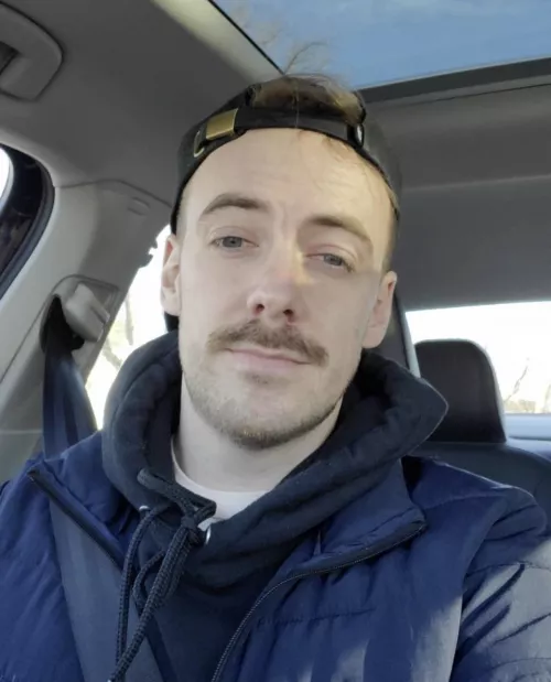 Really wish today I had the day off 😅 what are your plans today ? by sklave_