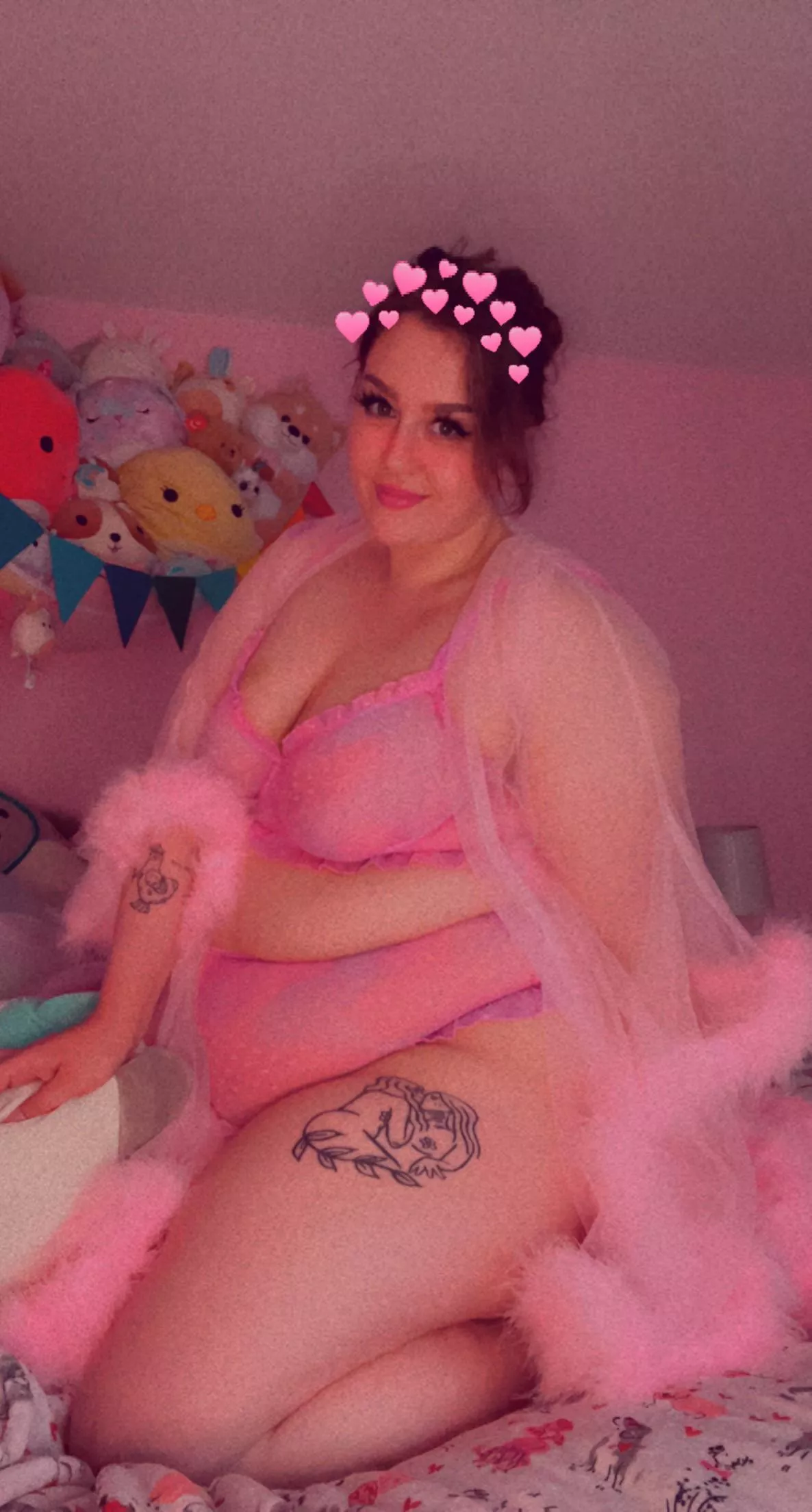 reasons to come home on your lunch break 💗 posted by sssugarcookies