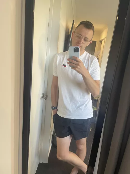 Recently single 😅 need a pick me up by Adventurous-Throat-2