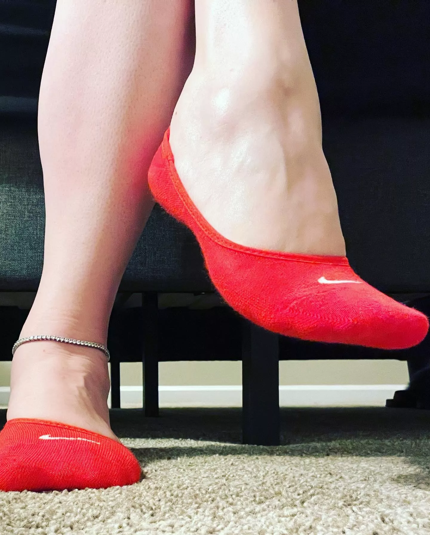 Red. posted by Minimum_Builder3763