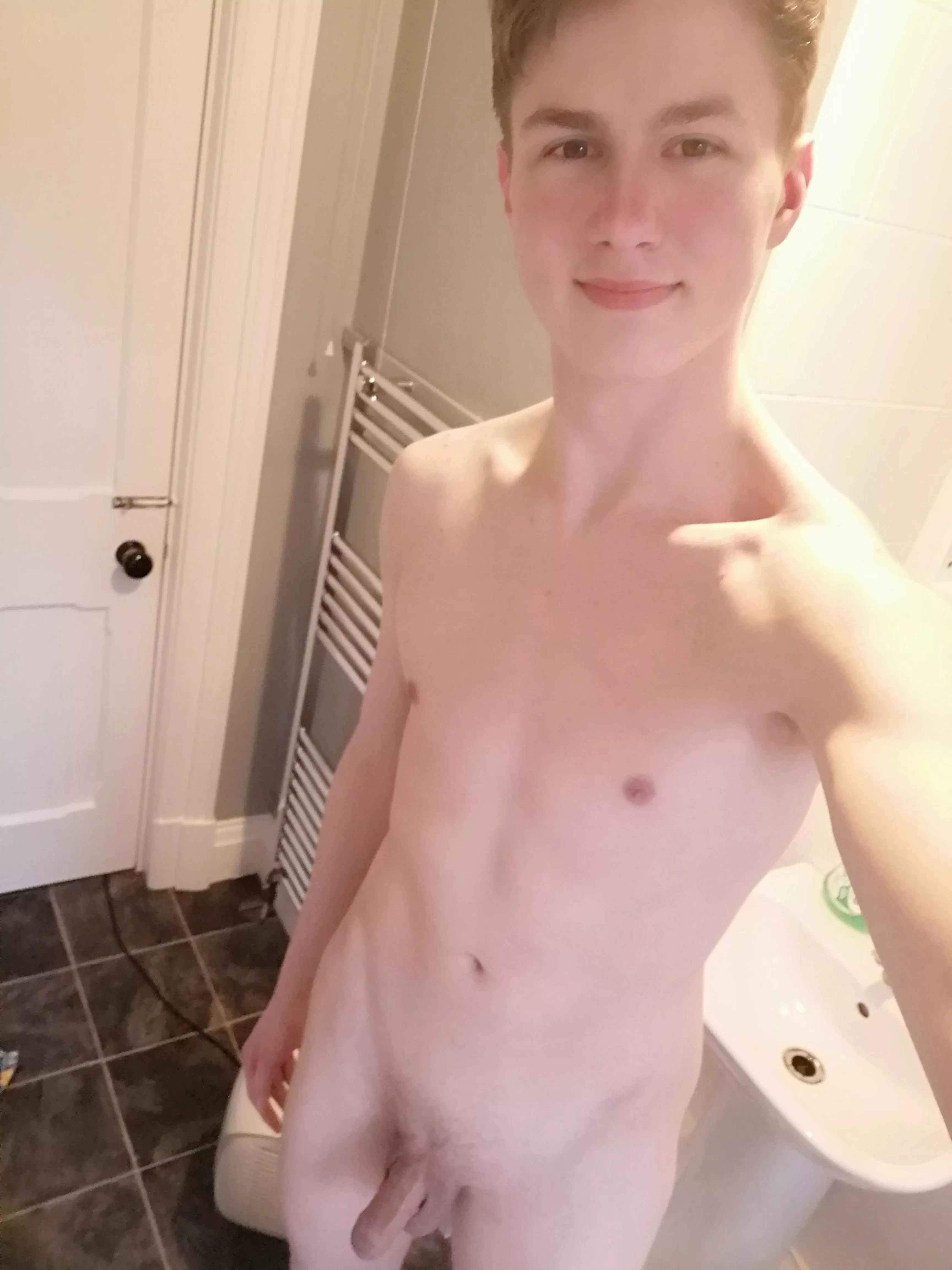 Red and soft 🙈 posted by throwawaynameboyo