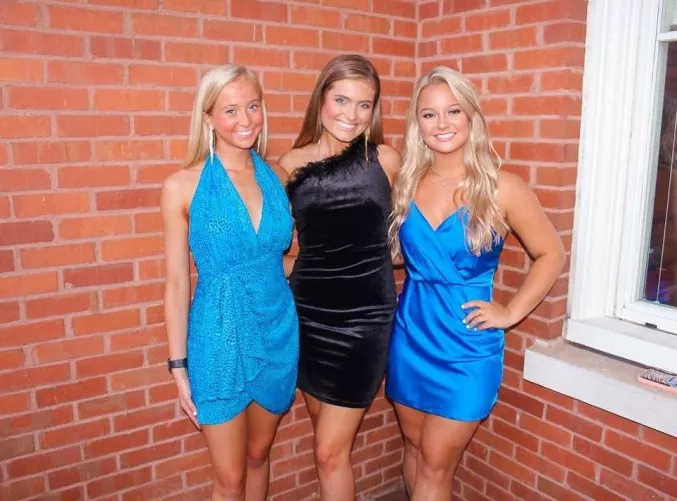 Red Brick Wall by Meizley