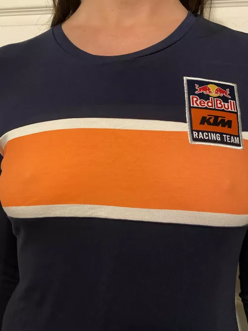 Red Bull gives you nipples? by therealbobs