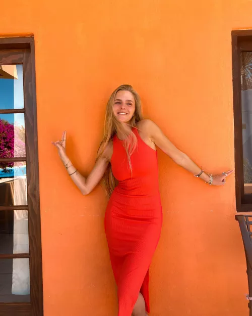 Red Dress by civilrainy