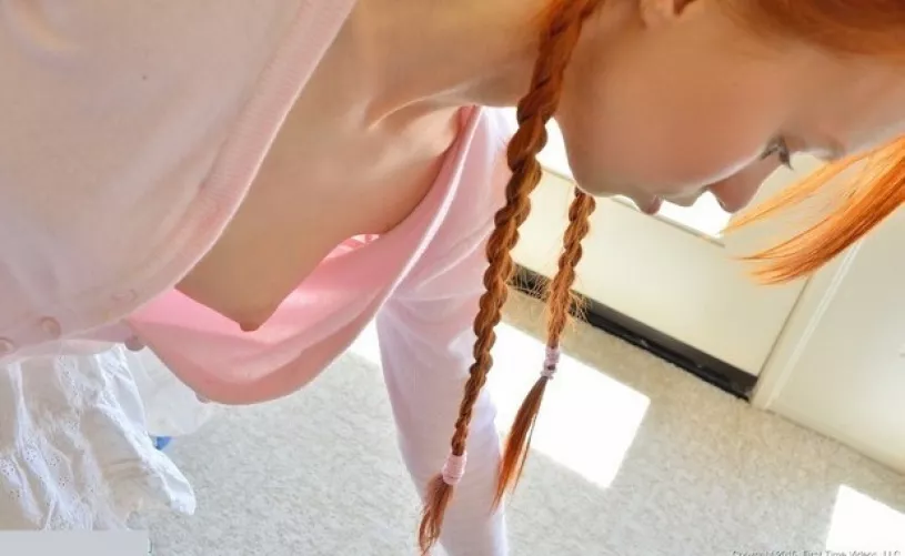 Red hair, pink nips by NippleAficionado