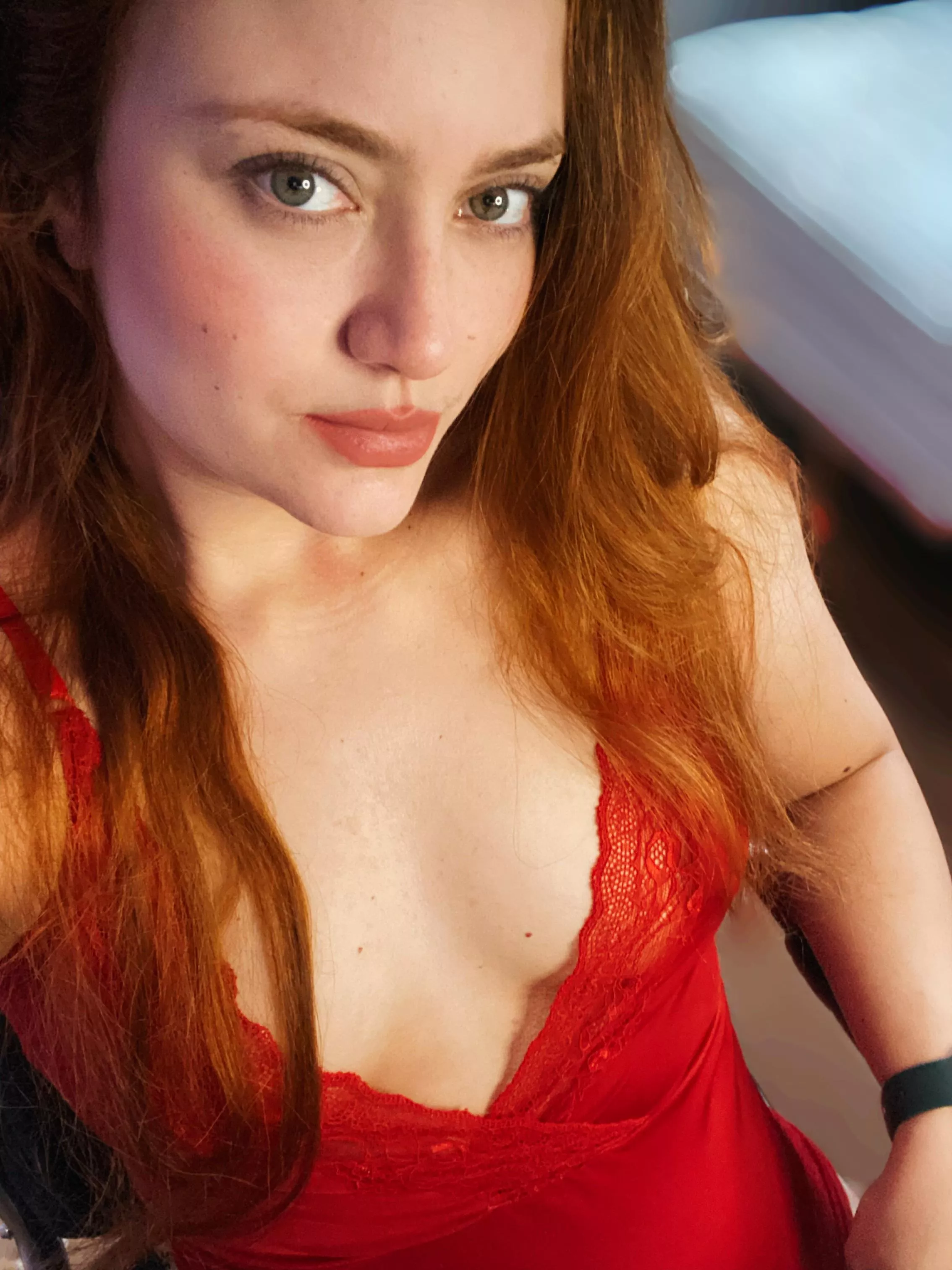 Red is my [f]avorite color posted by theagness