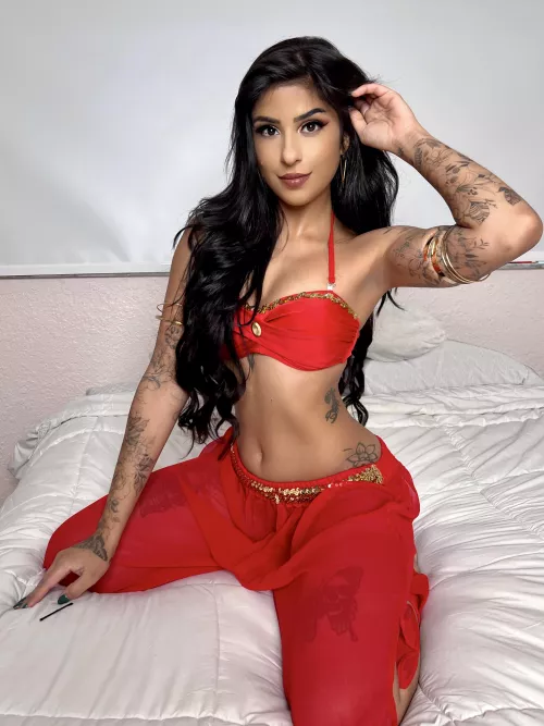 Red Jasmine by Slaysheslays ✨❤️ by slaysheslays