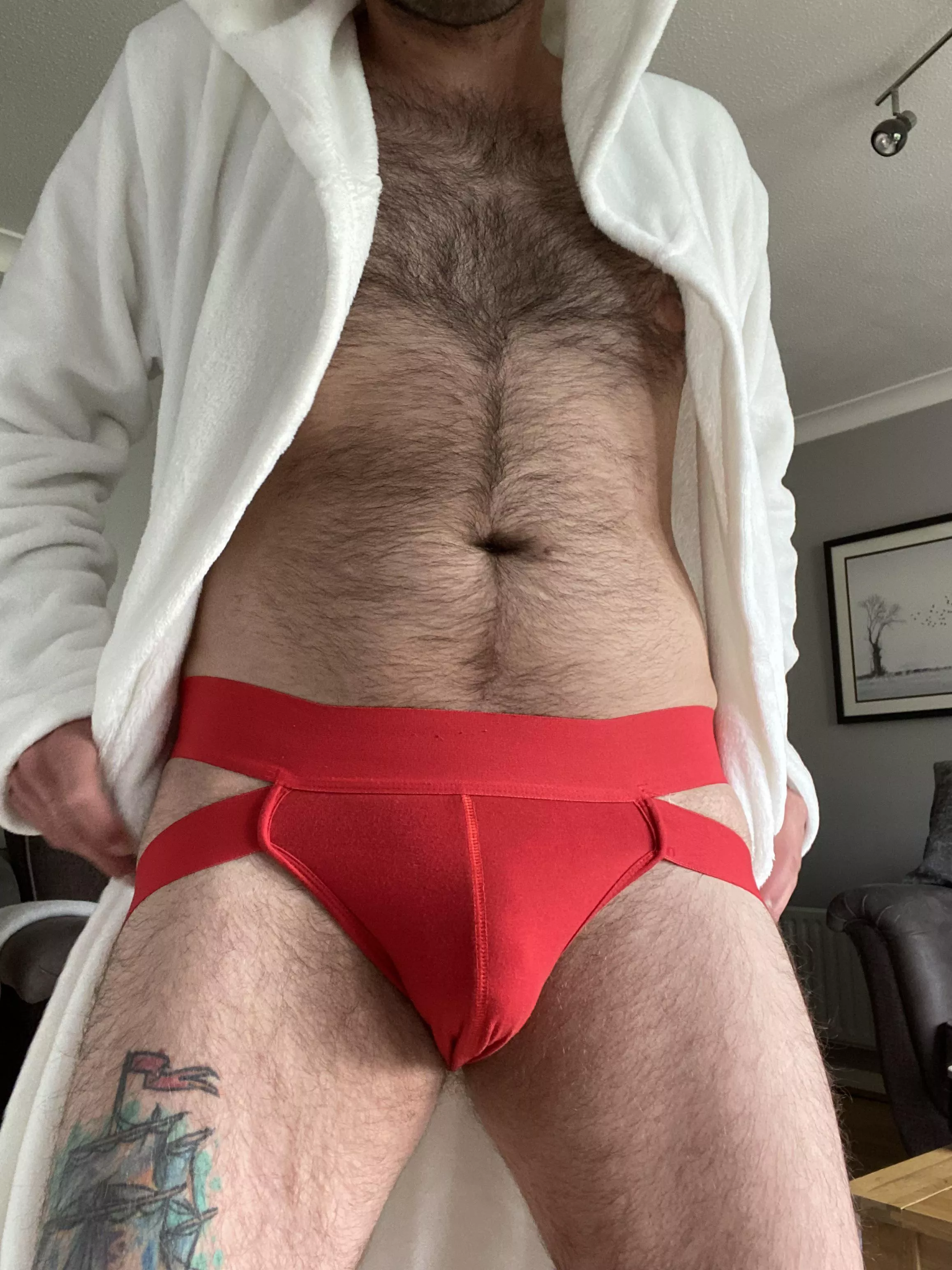 Red Jocks > posted by CravingCockCons