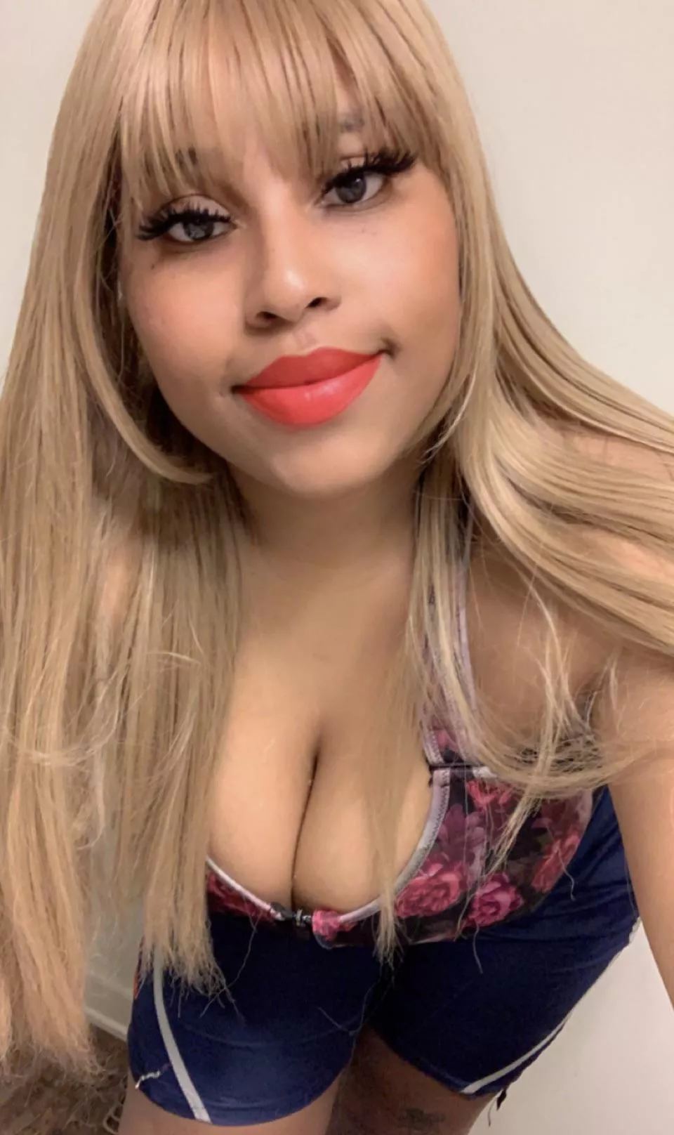 Red lipstick is the best posted by LatinaNinaa