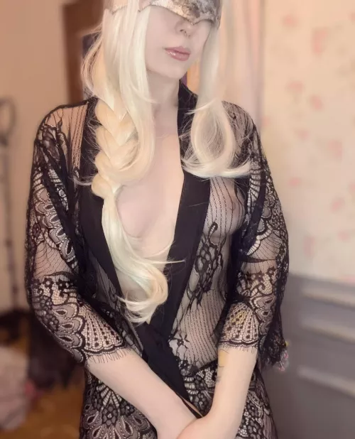 redoing my Fire Keeper cosplay from DS3 soon, I‘m literallyweak for her >.< -zelduh by sadhimezelduh