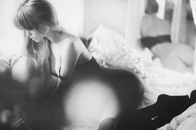 🍑 reflected in the mirror by BalanceEngine