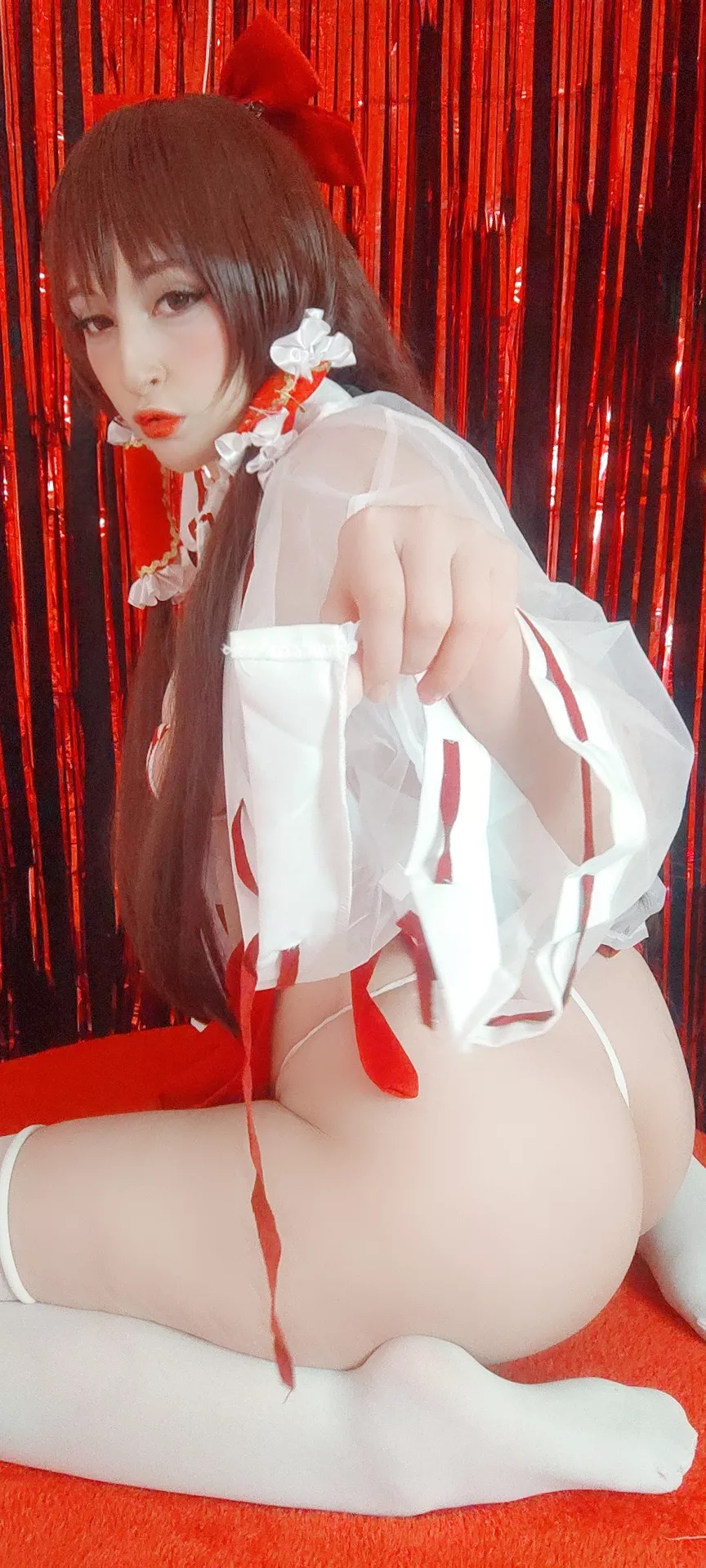 Reimu Hakurei from Touhou Project by Alicekyo posted by Nyu69_