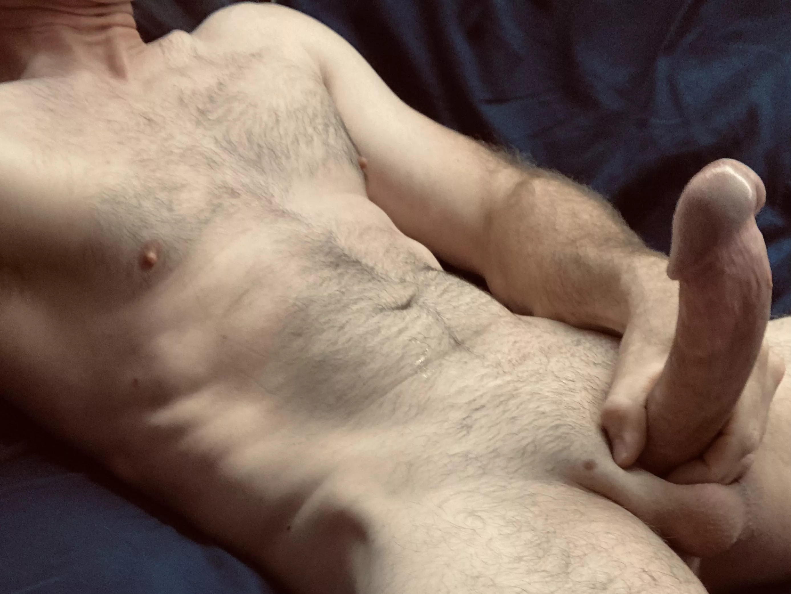 Relaxing 😏[36] posted by doowlean31