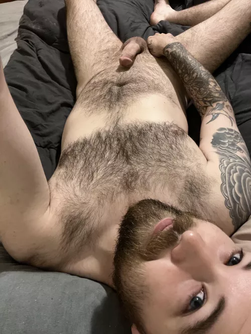 Relaxing a bit before work :) by LornaPorn93