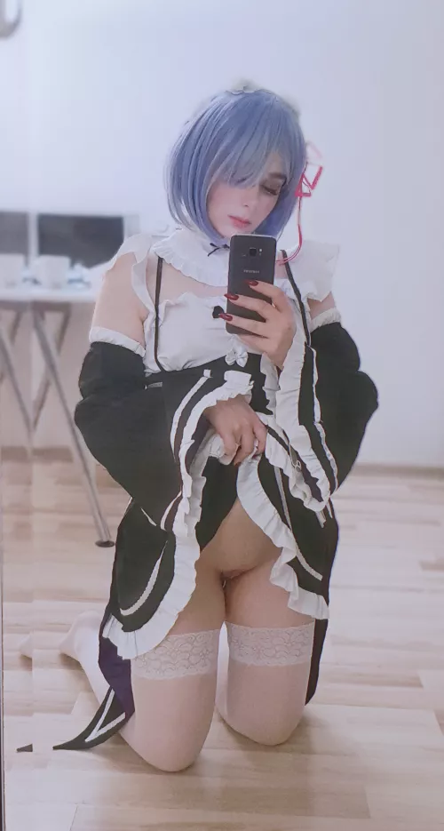 Rem at your service [self] by smurfass42