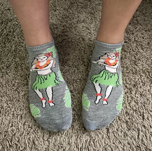 “Remember Friday is Hawaiian shirt day…” so don’t forget to wear your hula girl socks. (Bonus points if you know where that is from!) by Evisfeet