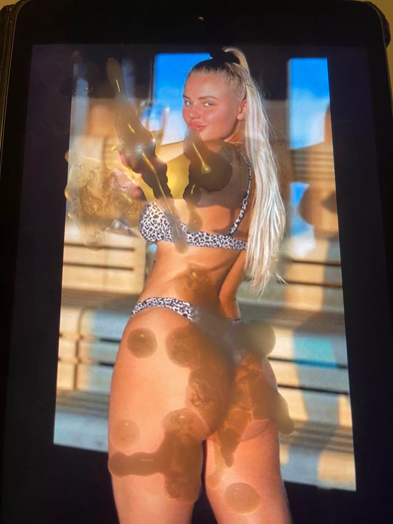 Requested cumtribute posted by MajorSwitch749