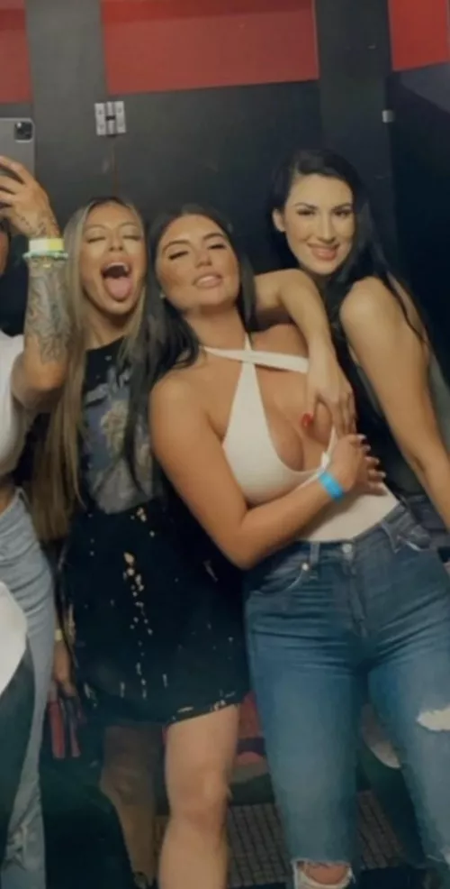 Restroom selfie by ravishingrickrude_