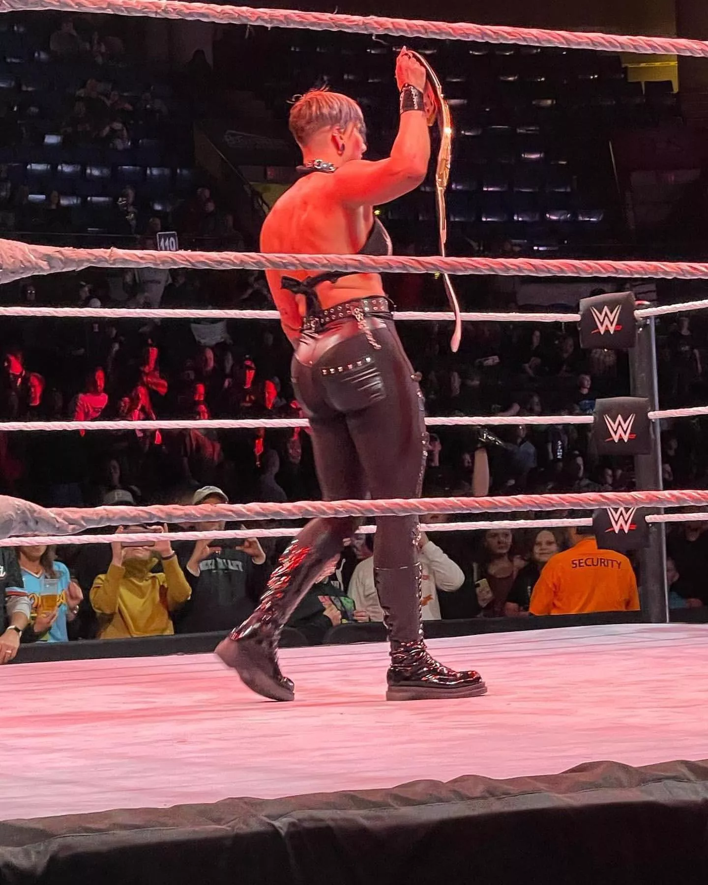 Rhea from behind posted by multiano_x