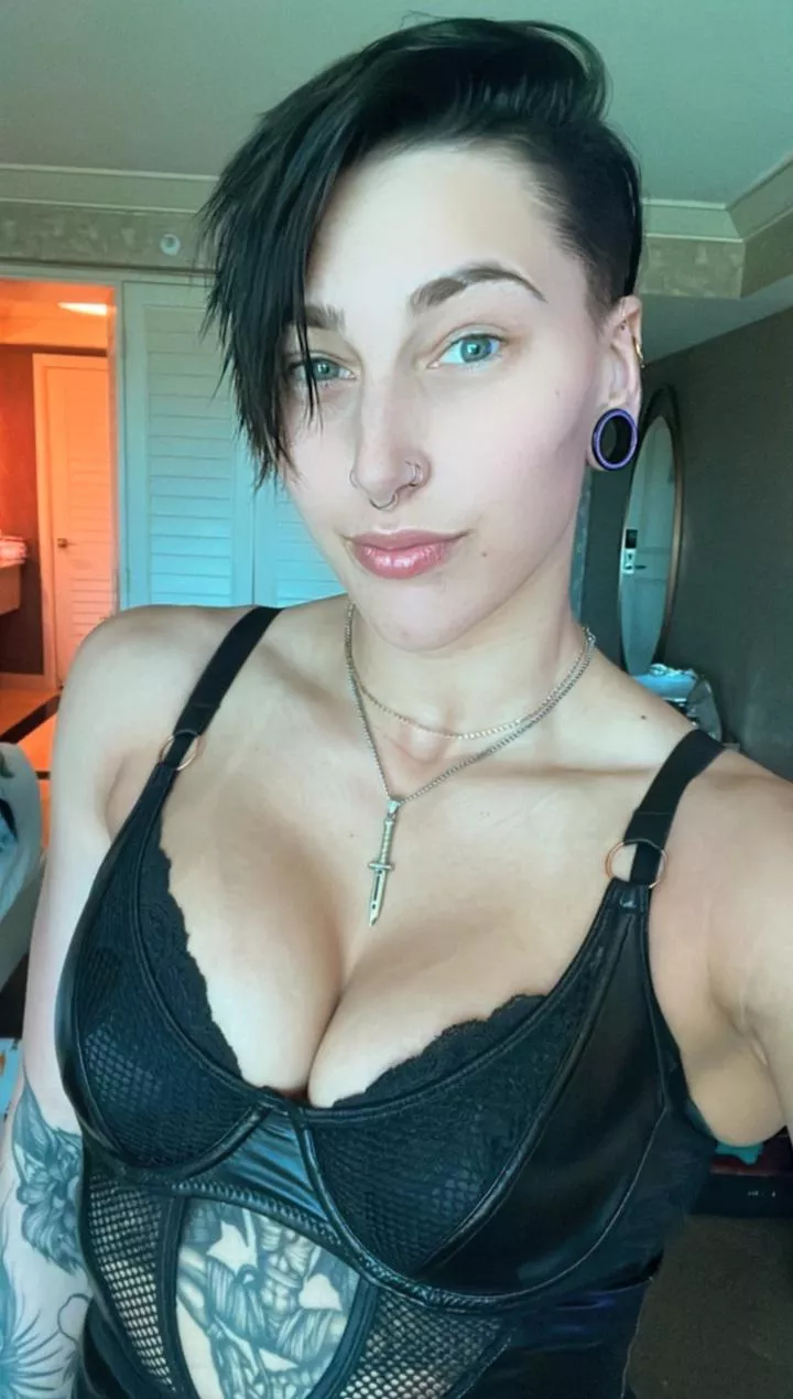 Rhea Ripleys LARGE MILKERS posted by _shameek_