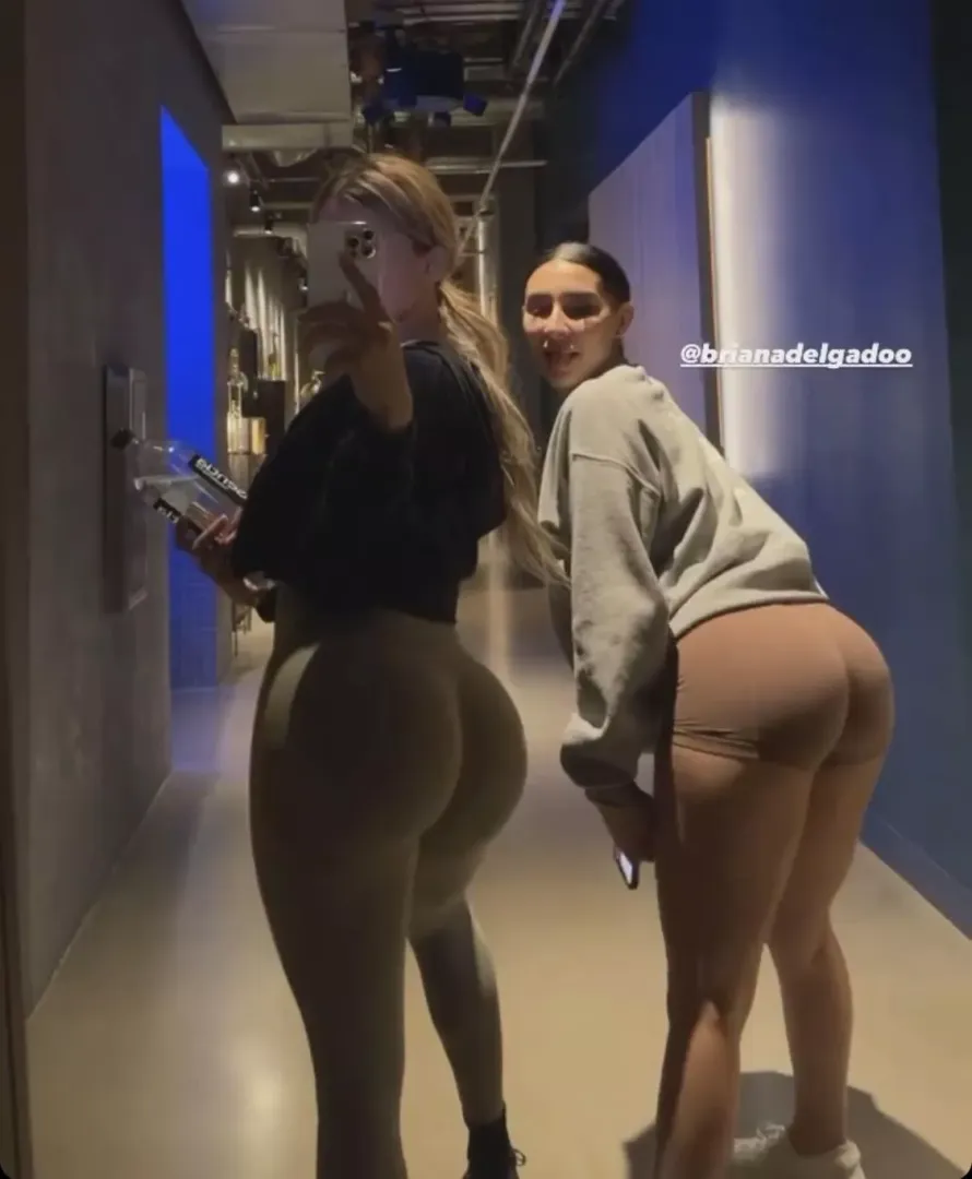 Ri & Bri by bbyboi305
