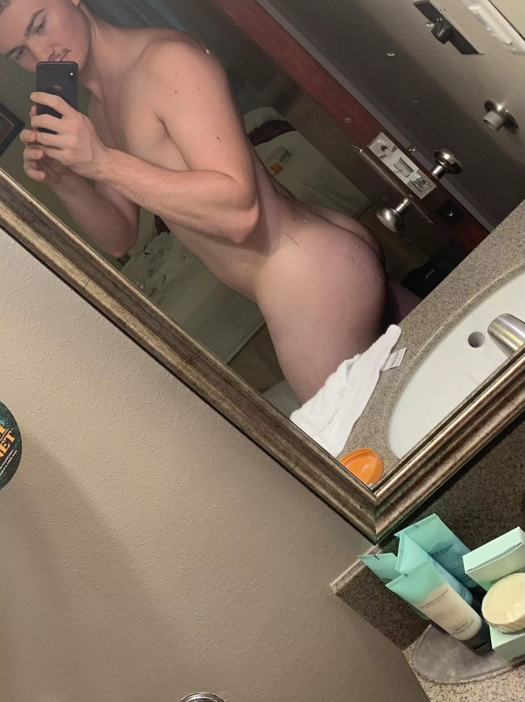 Riddle me some love advice ;) posted by Asleep_Public9024