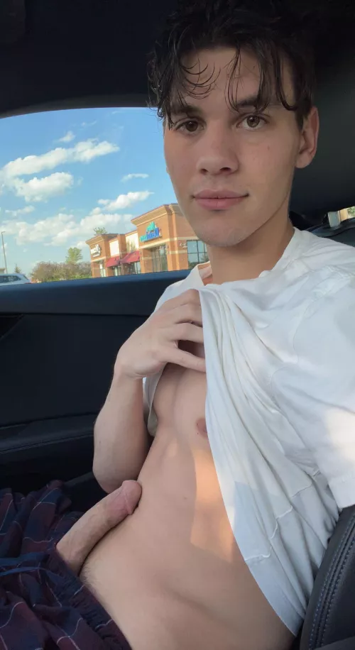 Ride with me? by banpitou