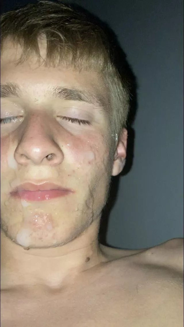 Right eye was blind 😂😂 posted by charlieofxxt