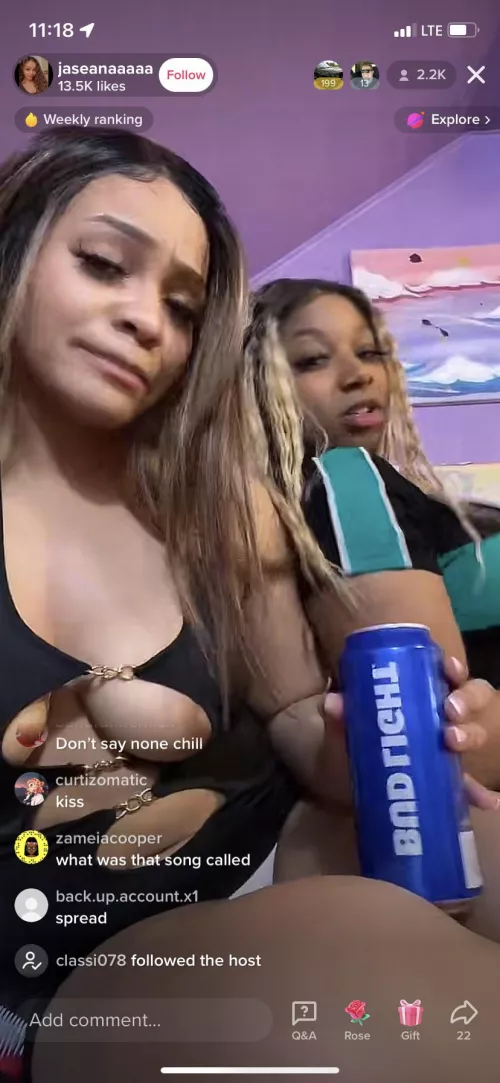 Right meow by lance0122