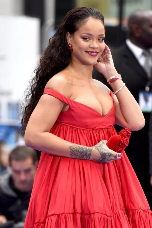 Rihanna by Puzzleheaded-Let2007