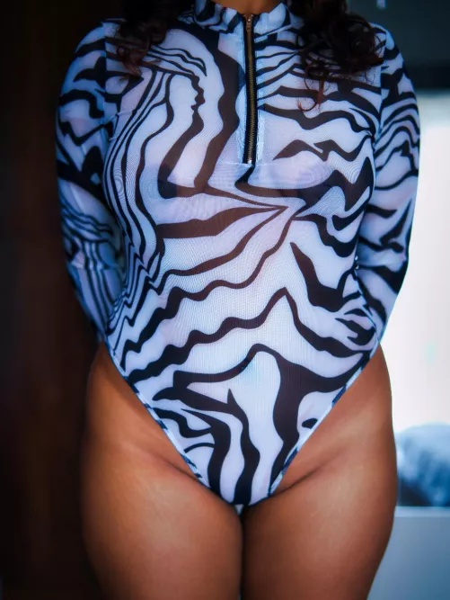 Rip my body suit with your [f]reaking teeth bebe 💦💦💦 by freakyindianbebe