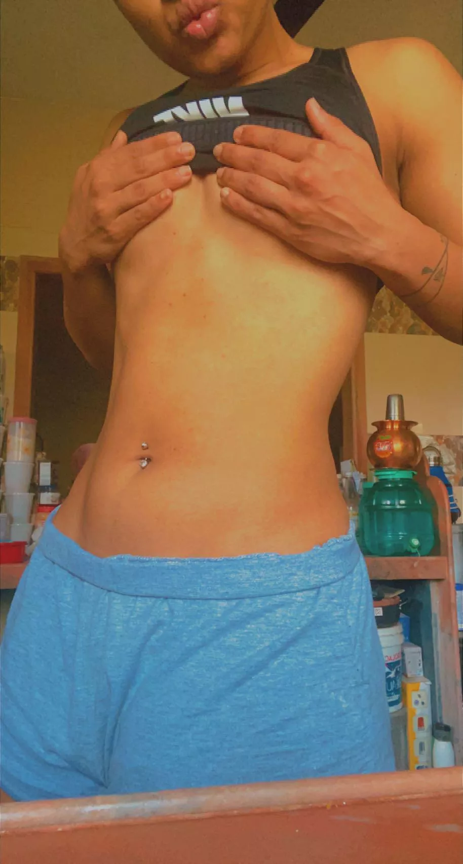 Ripped and sexy [f] posted by FieldNo58