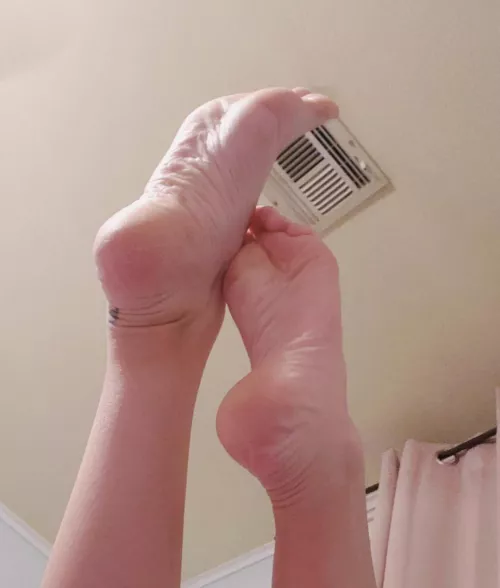 rise and shine by littlefeetbree