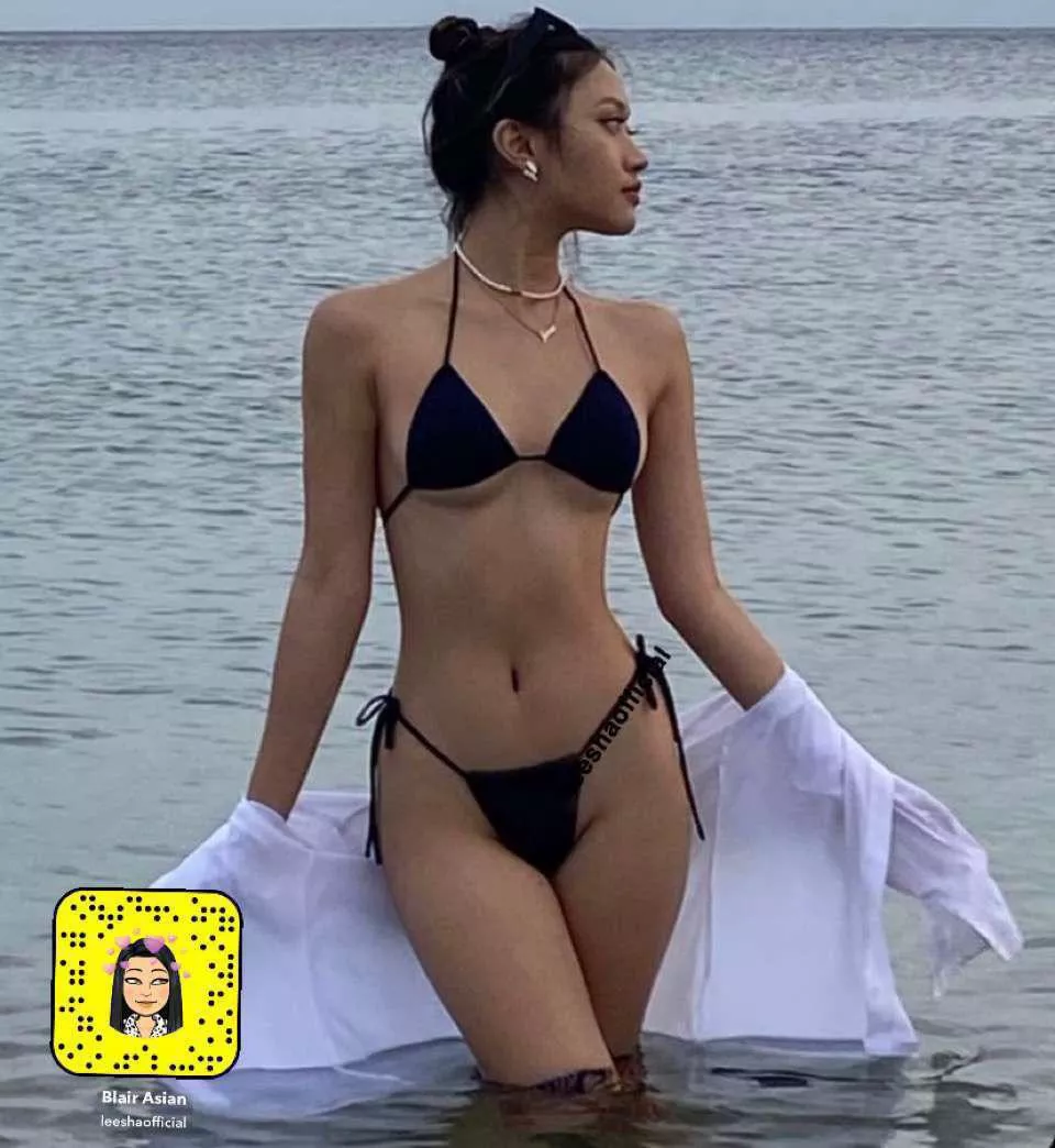 Rise and shine xx who wants to play x 🍒 posted by neptunebbyy