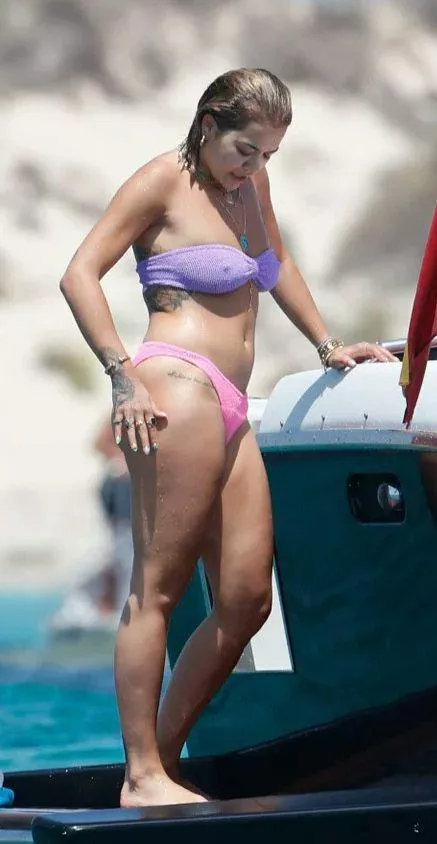 Rita Ora posted by skyGazer123