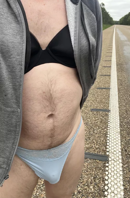Roadside panty show by Pantymanlover789