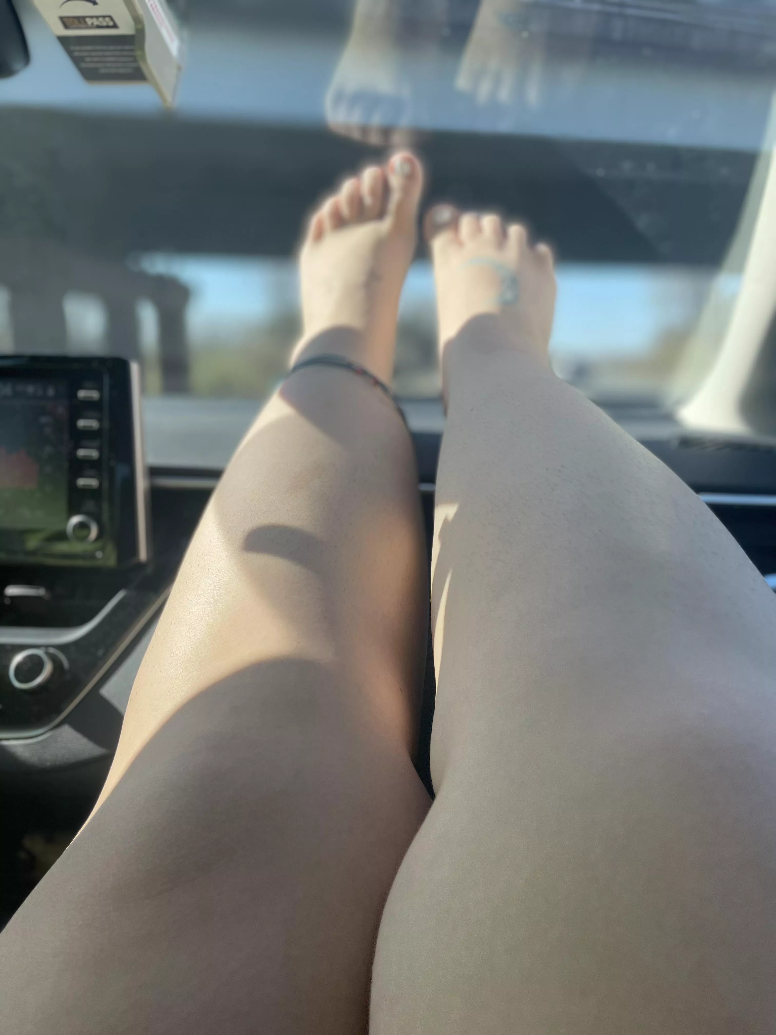 Road-trips with my feet on your dash. posted by Supremequeen003