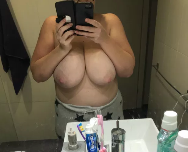 Roast me, I’m a big girl I can handle it. by Alternative_Bill_476