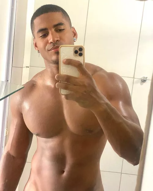 Robert Oliveira by MarsNirgal