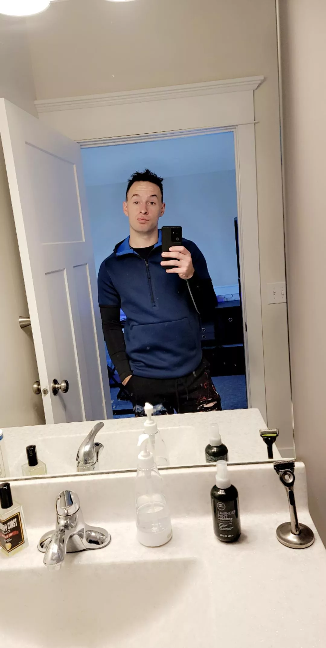 Rocking a new outfit, Do you like it? posted by ElijahRyan