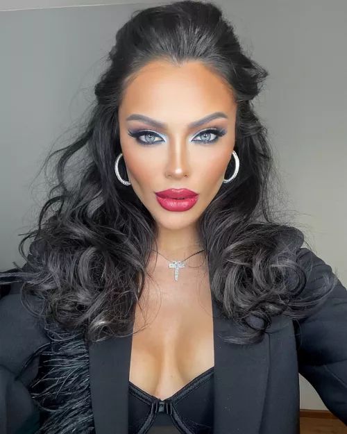 Romanian Beauty by gooningaccount