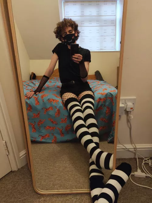 Room for one more! by EmmanatingRadiance